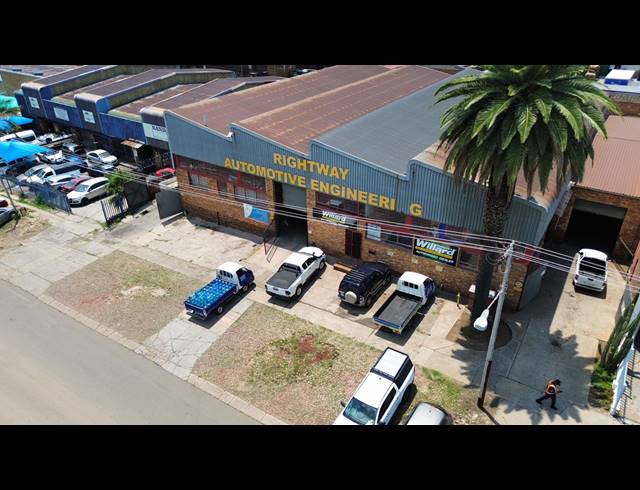 800M² WAREHOUSE TO LET IN PRETORIA WEST